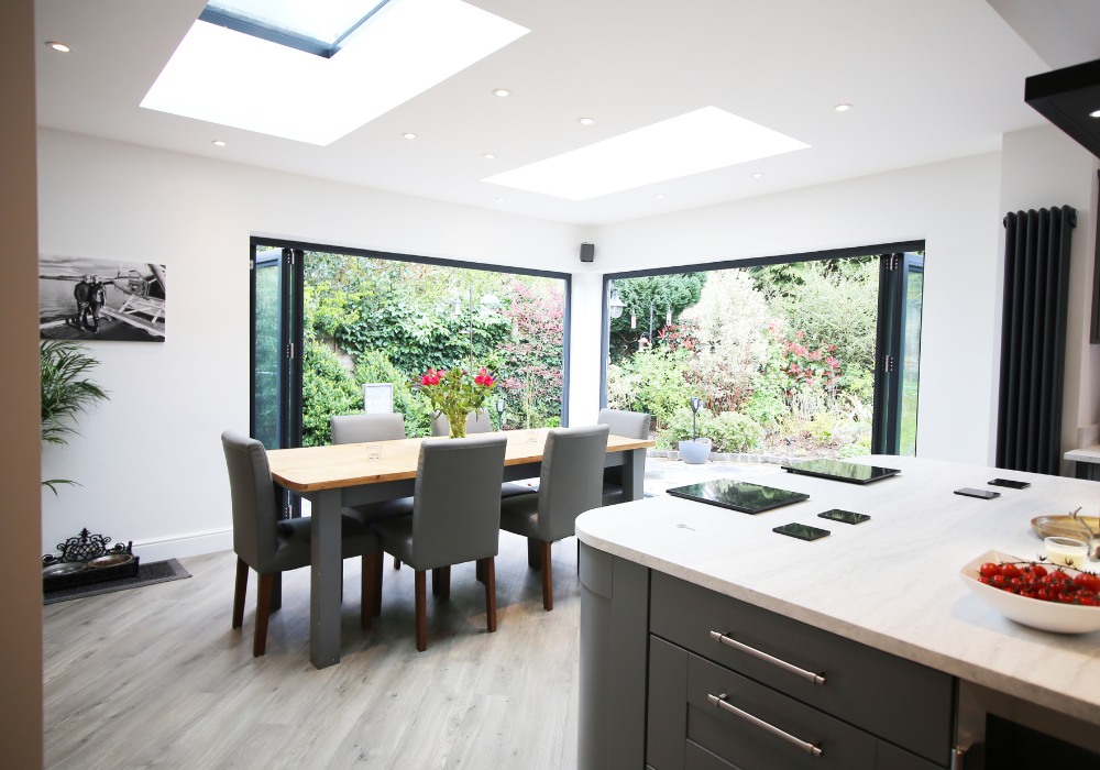 Kitchen Extension Rules: Why a Staggered Rear Elevation Changes Everything